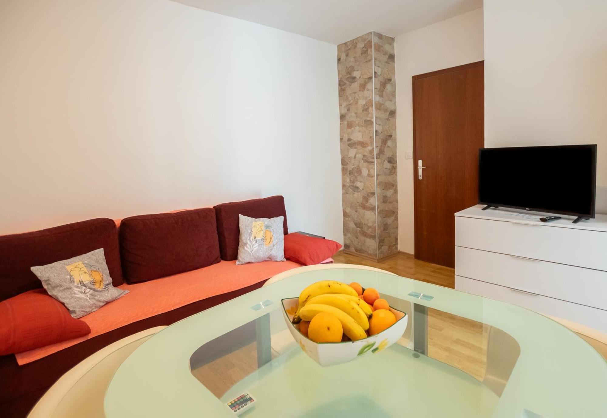 Apartments Mira 645 Пореч Екстериор снимка